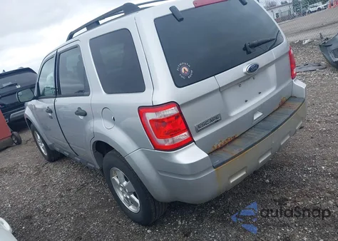 2010 Ford Escape Xlt from USA, damaged, VIN 1FMCU9D72AKD32049